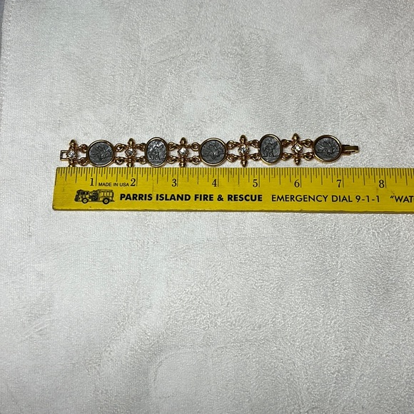Vintage Premier Designs, Pegasus & Angel Bracelet With Gray Cameos & Crystals - Picture 16 of 16